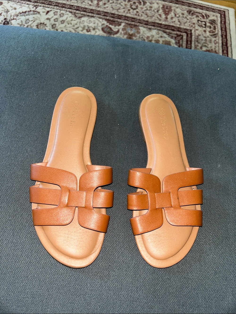 Classic Tan Slide Sandals - Women's Casual Slip-Ons